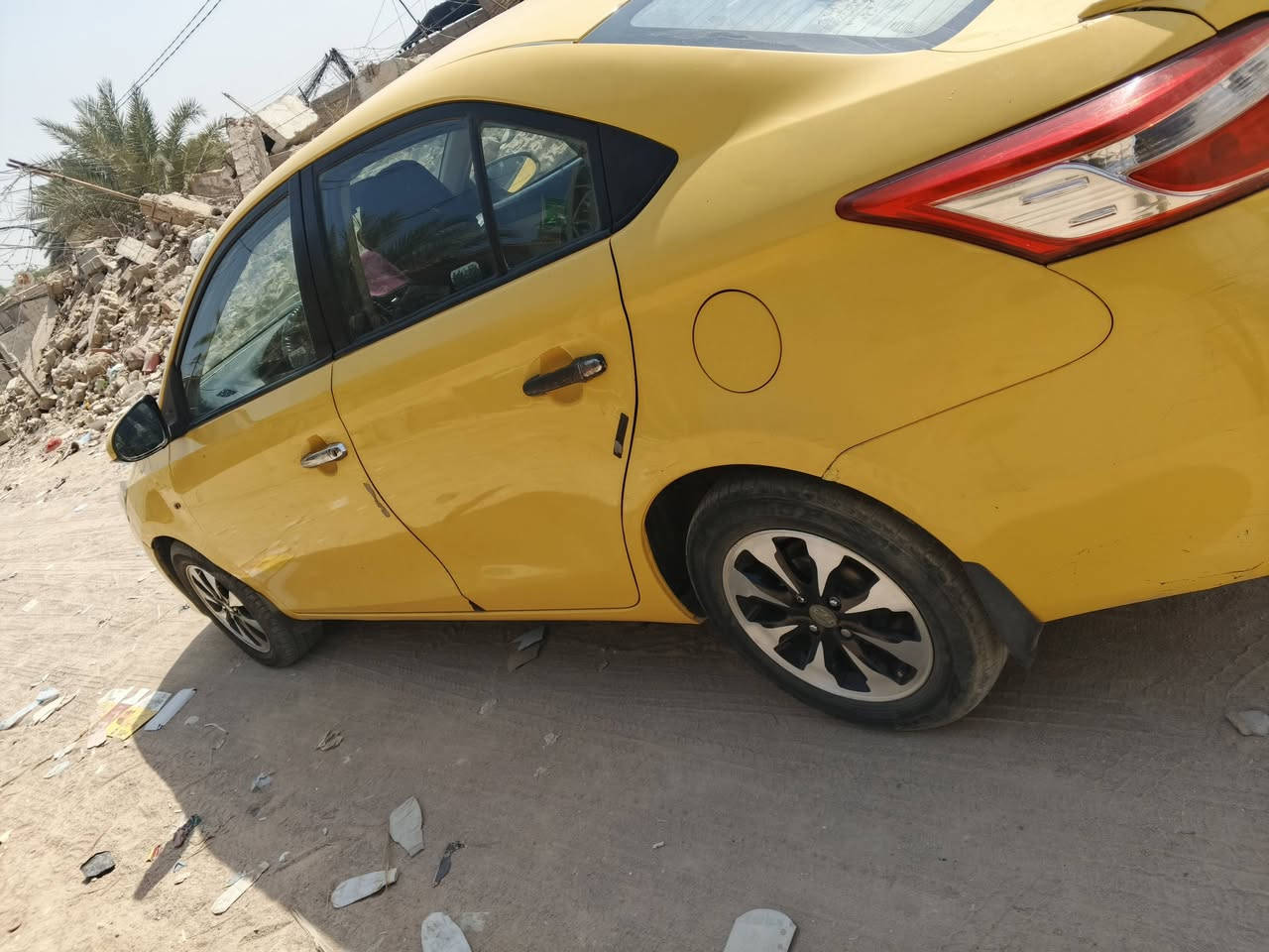 السلام عليكم كورلا يارس موديل 14 خليجي ضربته خفيفه قبق جنطه بيع او مراوس بيكم فلاونزه سعر 90 مكاني كربلاء ***********
