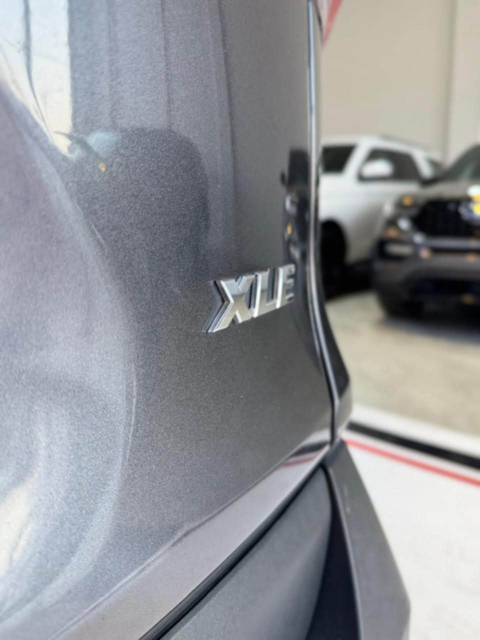TOYOTA RAV4 XLE - 2024 ✅

عربى/کوردی
تويوتا
راف 4, XLE, 2024
عدد الأميال : 34,000 ميل
ضرر: قطعة واحدة
سلندر: 4 سلندر
محرک: 2.5
السعر / 21,200$ 🔥
الكاميرا الخلفية - صندوق كهربائي  - فتحة السقف - مثبت السرعة - شاشة - مراقبة النقطة العمياء - مقاعد كهربائية - 8 وسادة هوائية - أبل كاربلاي - التشغيل عن بعد - ABS - AWD - رادار - مثبت السرعة التكيفي - تبريد خلفي

📍العنوان: اربيل  -  شركة فانسي كارس
مدينة ئارام للتجارة رقم معرض (B4)

☎️-***********
☎️-***********
☎️- ***********
☎️- ***********

******************
تۆیۆتا
ڕاڤ 4, XLE, 2024
ماوەی ڕۆیشتن : 34,000 ميل
بۆیاغ: 1 پارچە
پستۆن: 4 پستۆن
بزوێنەر: 2.5
 نرخ / 21,200$ 🔥
کامێرای دواوە - سندوقی کارەبایی - سلاید - دیاریکرنی خێرایی - شاشە - ئاوێنەی ڕادار - کورسی کارەبایی - 8 پەرەشووت - ئەپڵ کارپلەی - شەغال - ABS - AWD - ڕادار - دیاریکرنی خێرایی خۆگونجێن - فێنککەرەوەی پشتەوە

📍  ناونیشان: هەولێر کۆمپانیای فانسی کارس 
شاری ئارامی بازرگانی رقم پێشانگا (B4)

☎️-***********
☎️-***********
☎️- ***********
☎️- ***********
