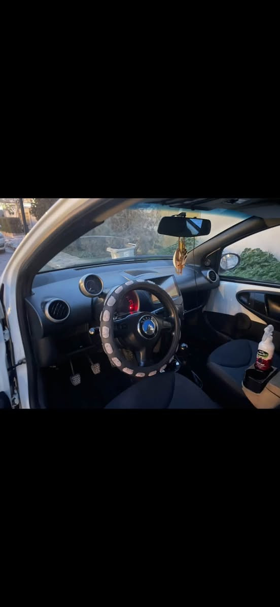 السلام عليكم
Byd f0 للبيع 
موديل 2011
بدون صبغ 
ماشيه 180
الاضافات 
شاشه كبيره 
كامره خلفيه 
حساسات خلفيه 
السعر 35 قابل للتفاوض 
الرقم :***********
مكان السياره : موصل حي العربي 
رقم جديد غرامات صفر 
سيارة ب اسمي اني الشرعي
موجوده بحي العربي اليحب يشوفها سياره نضيفه من الداخل شركه اليحب يشوفها يدلل
تحتاج تبديل محرك 
كلشي بنضافته اخوان اكو اهواي بالسوك

نص مكتوب في الصور:
- ارتتناااابللل