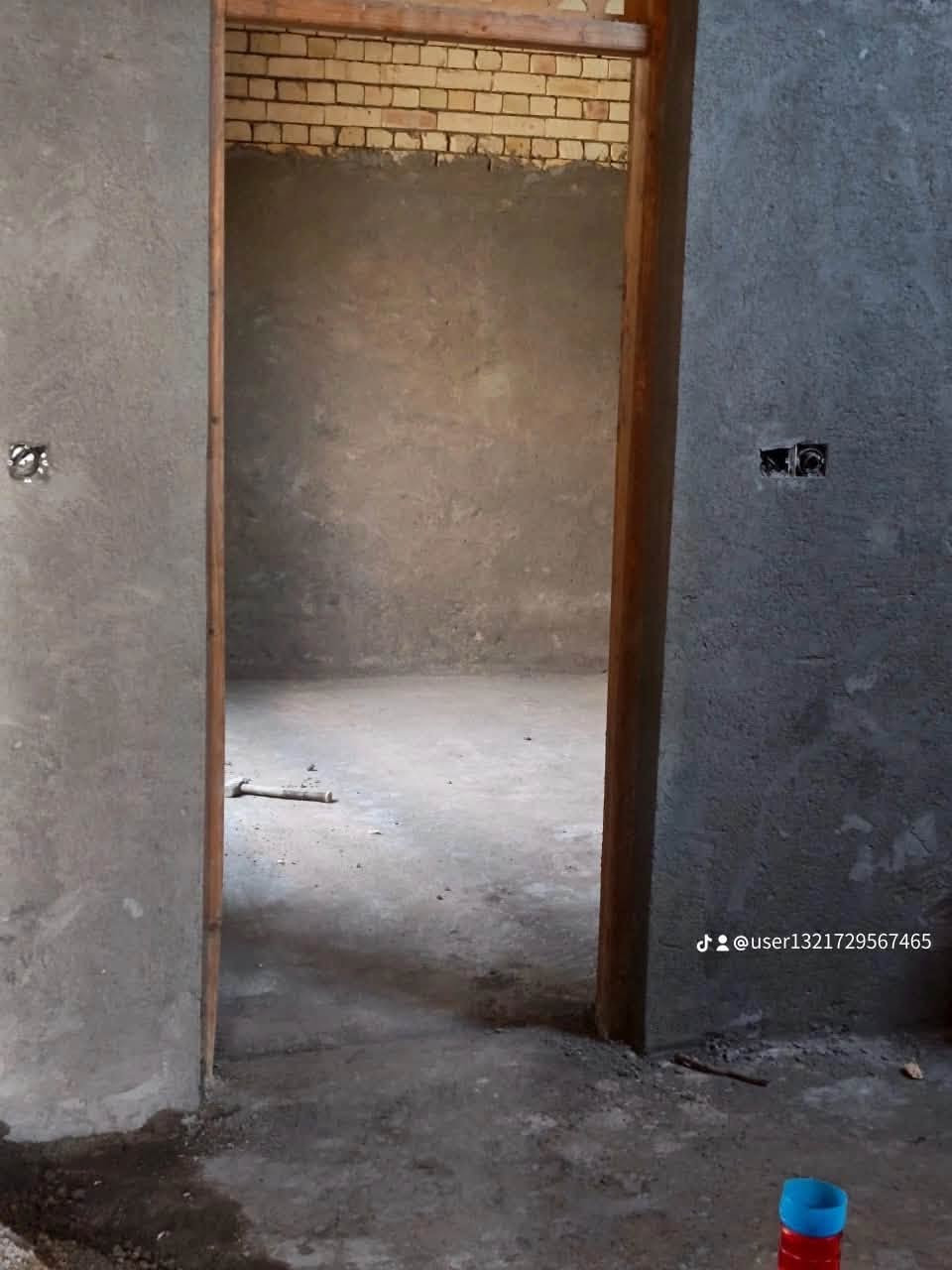 السلام عليكم خلفة لبخ اسمنت متفرق حالياً مكاني بغداد الزعفرانية رقمي بي واتساب *********** شغل مرتب أسعار مناسبة
