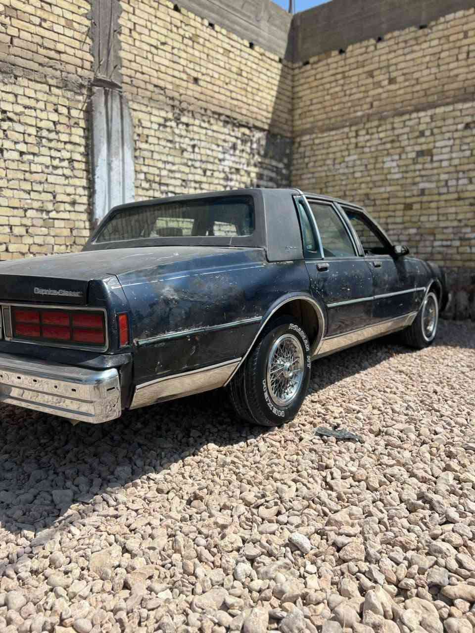 سلام عليكم للبيع سياره كابرس
موديل 90 سياره جاهزه وحلوه محرك بخاخ كير 700
سياره ابلاديه بدون صبغ داخل نضيف كهربائيياتها كلها شغاله 
سعرها 35وبيها مجال بسيط لل تصال ***********
عنوان حله مركز مدينه غير متواجد عل فيس
