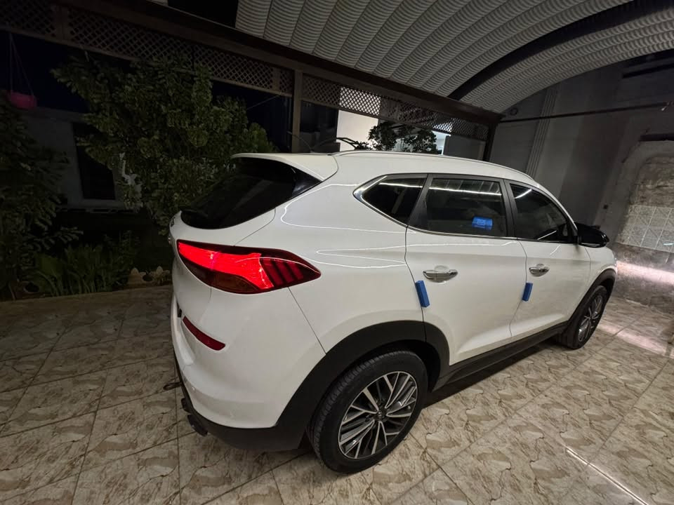 توسان 2020 خليجية وكالة الكاصد الفلول مال التوسان عد المنوراما
مراوس مع فورد F150 موديل 21 وفوك محرك 2700

او اكس بلولر او سييرا محرك 2700
وانطي فرق نقد بس كلشي بنور الله سياره سعرها #155 وبيها مجال شوية 

توسان بيها صبغ جهت السايق والجنطة وجاملغ خلفي عكس رقم بغداد الماني باسمي تبريد فول كير محرك بشرط ادامة كامله كشانه كهرباء سياره كلش جديده الي تفيده يسمعنا كلمة طيبه والي ما يعجبه يصلي ع نبي عليه افضل صلاة وسلام

مكاني الانبار - الرمادي  
***********
