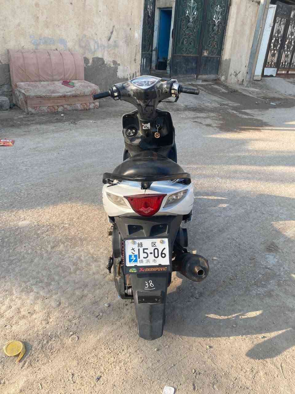 مضلع • نضيف • بكلايت مكسور