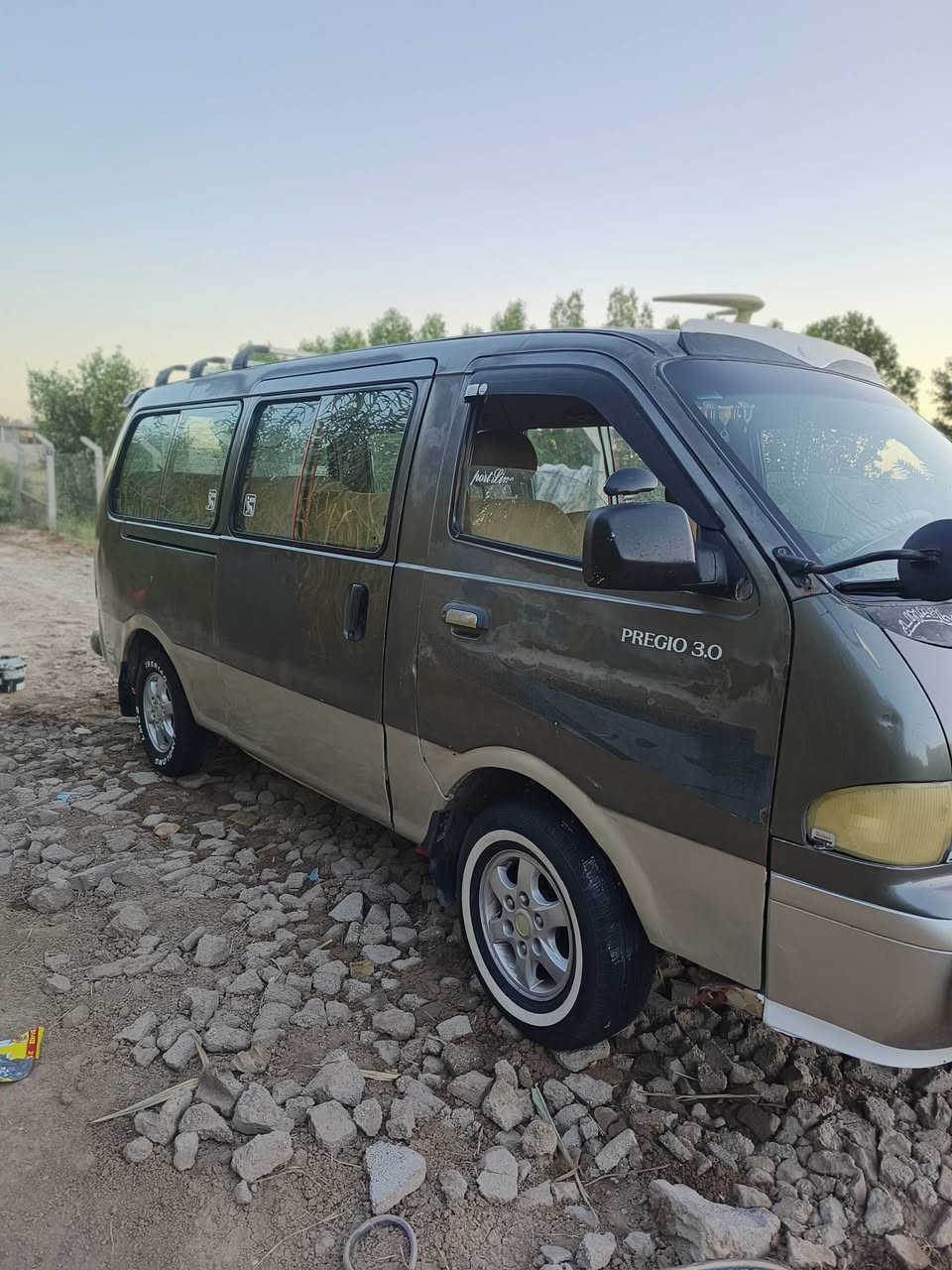 السلام عليكم للبيع موديل 2000رقمهه واسط سنويه 2029/2/14 بسمي مكينه كفاله كير اكسن كفاله صدر دبلات بجيس سياره فقط بربع مصبوق لباقي كفاله كل صبق مابيه سعر 80/مكاني واسط عزيزيه ***********/////***********

