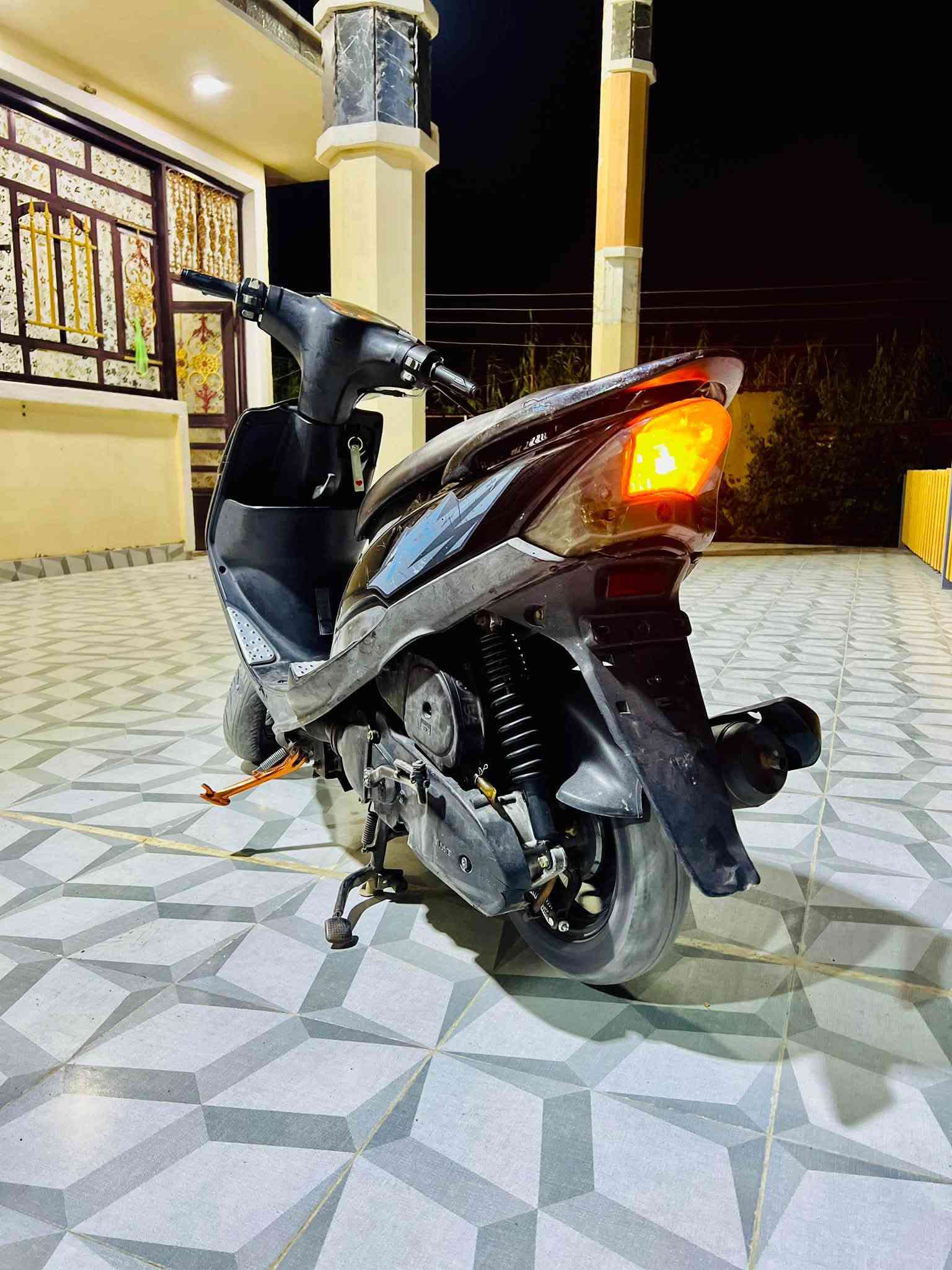 ماكس عدلة • ٤٩ • معدل