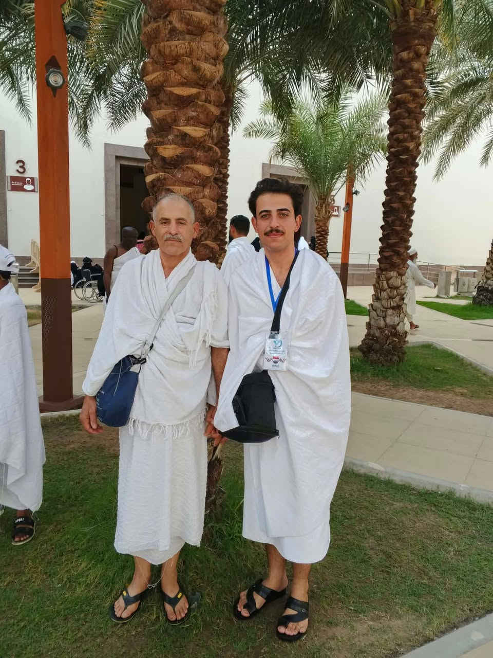 الحمد لله رب العالمين...... 
احرام معتمرينا الأعزاء من 
ميقات أبيار علي . مسجد الشجرة
لأداء مناسك العمره المفردة أشهر ربيع الآخر
نسأل الله أن يتقبل طاعاتهم وصالح أعمالهم
. _________________________
 خادم ضيوف الرحمن
سليم الشجيري
, ***********
***********
