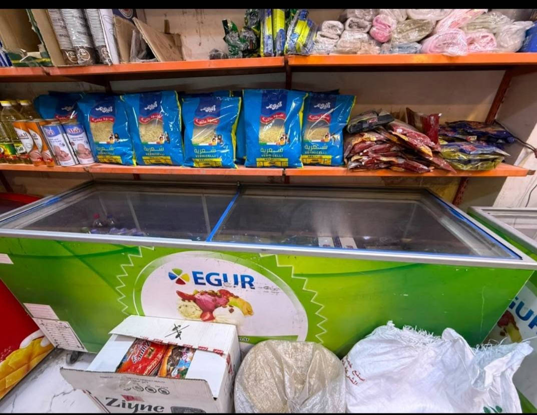 سلام عليكم عارضات ايكور التركي الاصلي للبيع حجم دبل مترتين و١٠ المكان بغداد المحمودية
*********** 
***********
