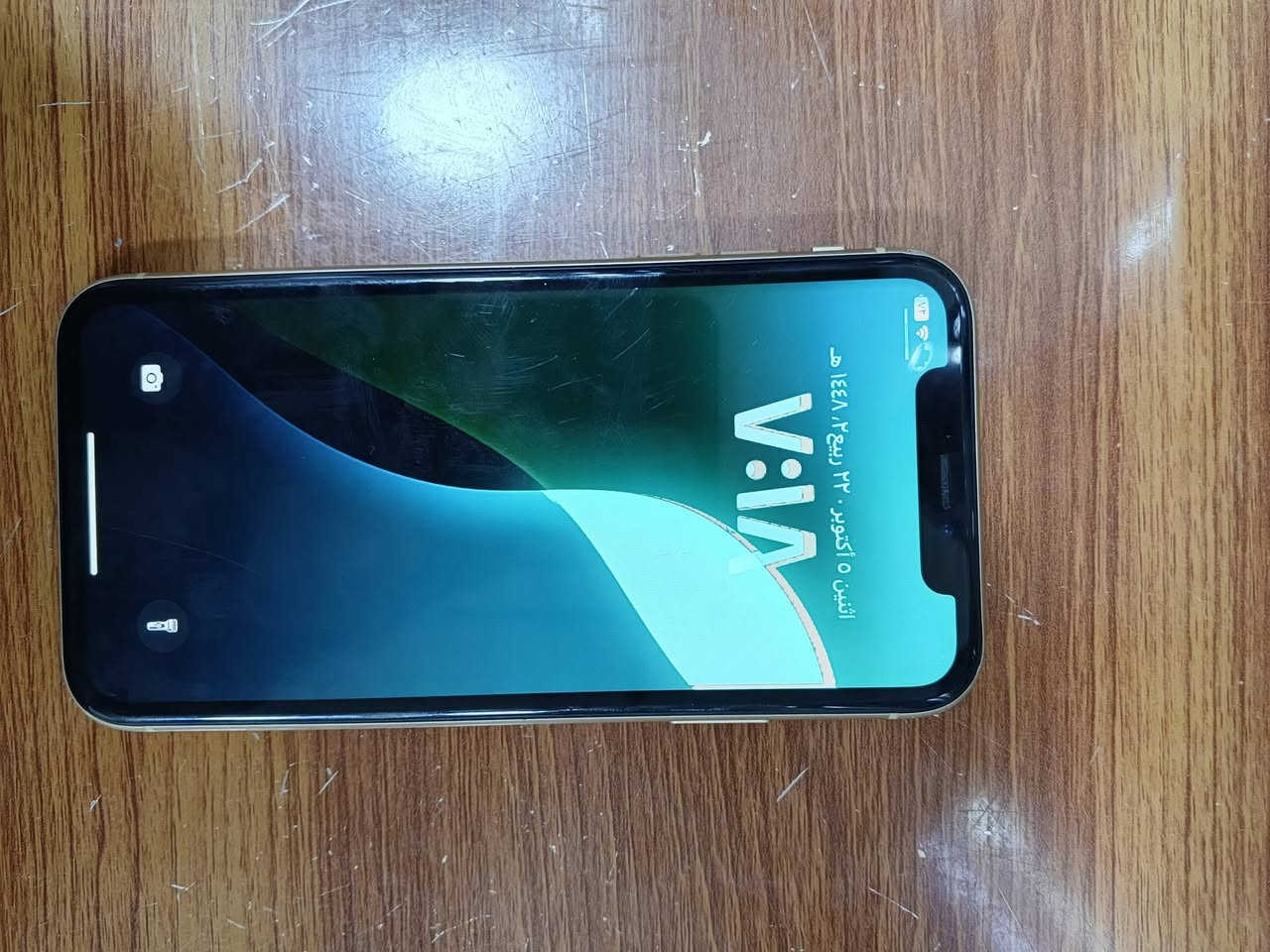 آيفون XR • ذاكرة ٦٤ • بطارية ٧٩