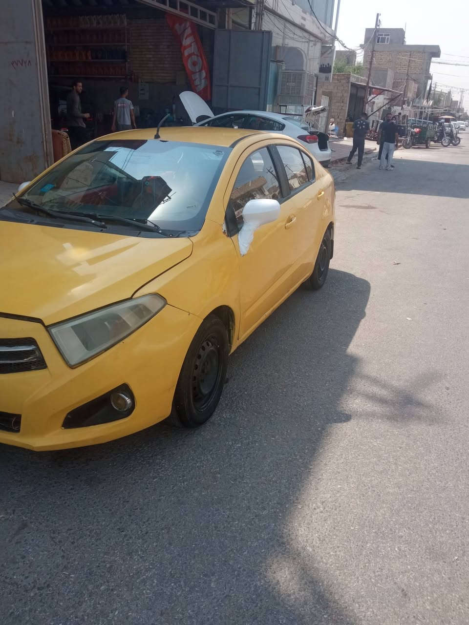 سيارة مشروع وطني رقمها بغداد بسمنة
كير مكينة كورلاء اوتوماتيك تخم تاير جديد السعر 28
***********
