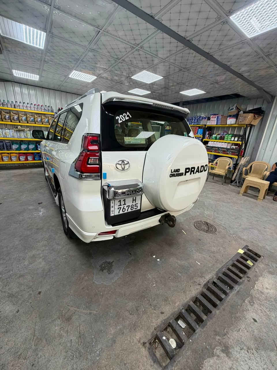 برادو ٢٠٢٠ فئة txs  فول دبل تانكي ماشية ٦٠ الف سيارة بغداد  بسمي و على ايدي مكفولة بدون قطرة صبغ عدا بارد قلبل بنهاية القمارة واكعة عليهة طابوكة الباقي مكفول السعر ٣٨٠ مكاني شارع فلسطين 
***********
