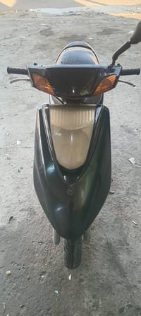 إسلام عليكم دراجه بريز البيع نضيفه مكينه ناعمه سلف وهندر نكره كهربائيا...