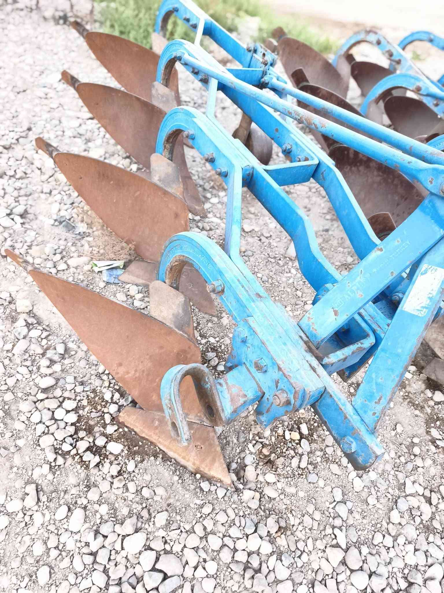 (معرض الاخوين) واسط الزبيديه  شارع المعارض***********.***********
