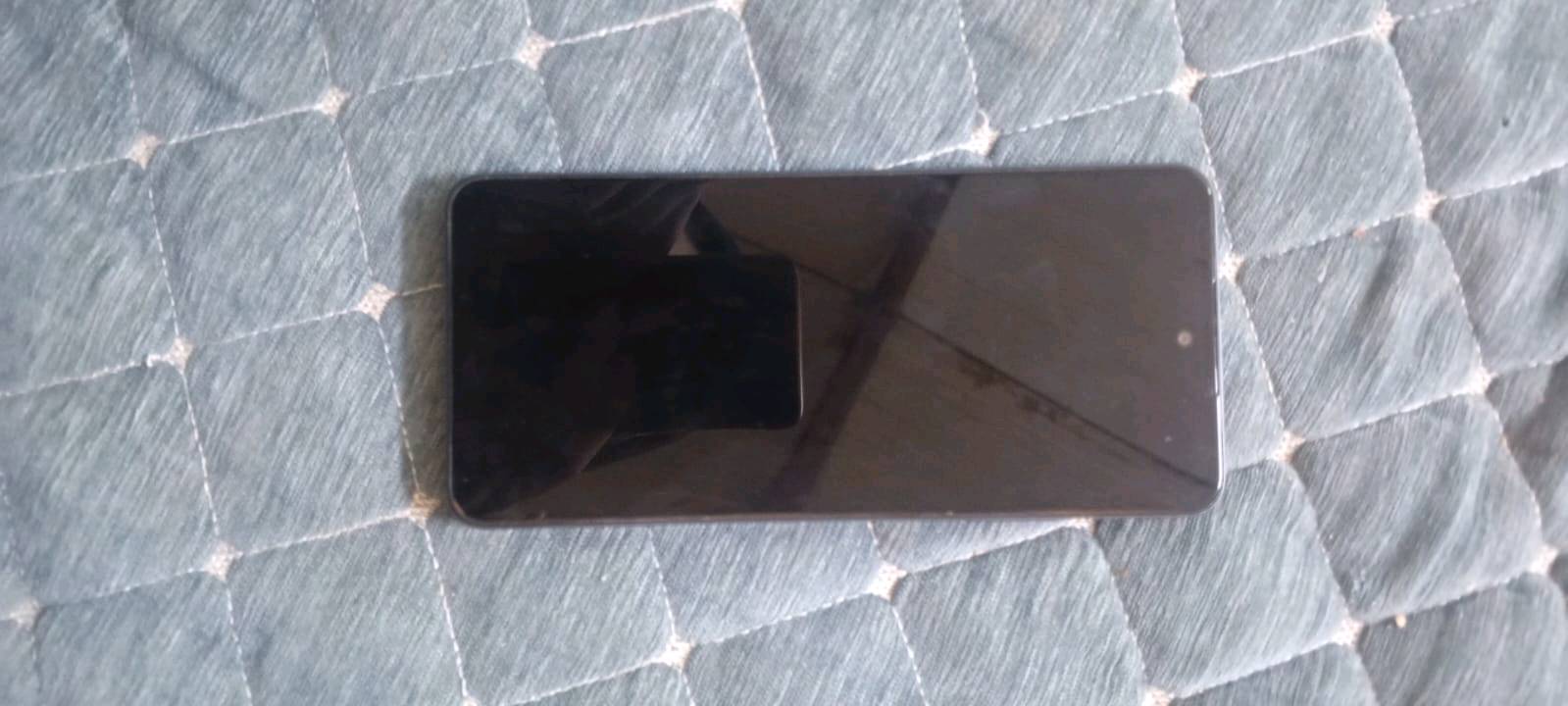 جهاز OPPO A5x مراوس با ايباد مكاني بغداد المشتل الاستفسار ***********