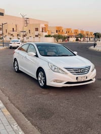 سوناتا ٢٠١١ • ٢٠٠ حقيقي • رقم أربيل