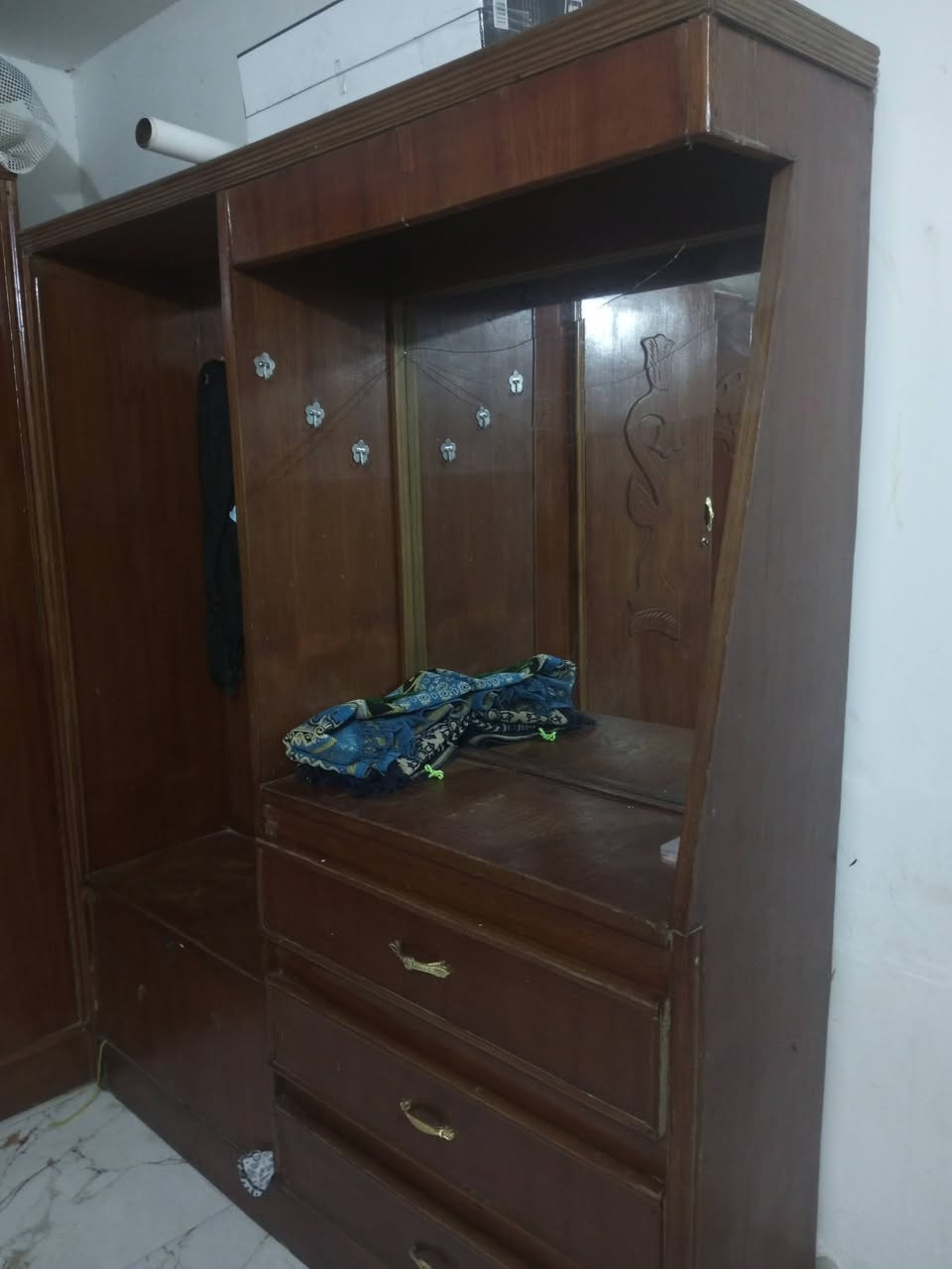 جربايه • دوشك • ميز تواليت