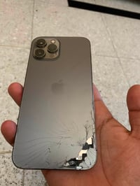 ايفون 12 برو ماكس • ٢٥٦ • ظهر مكسور