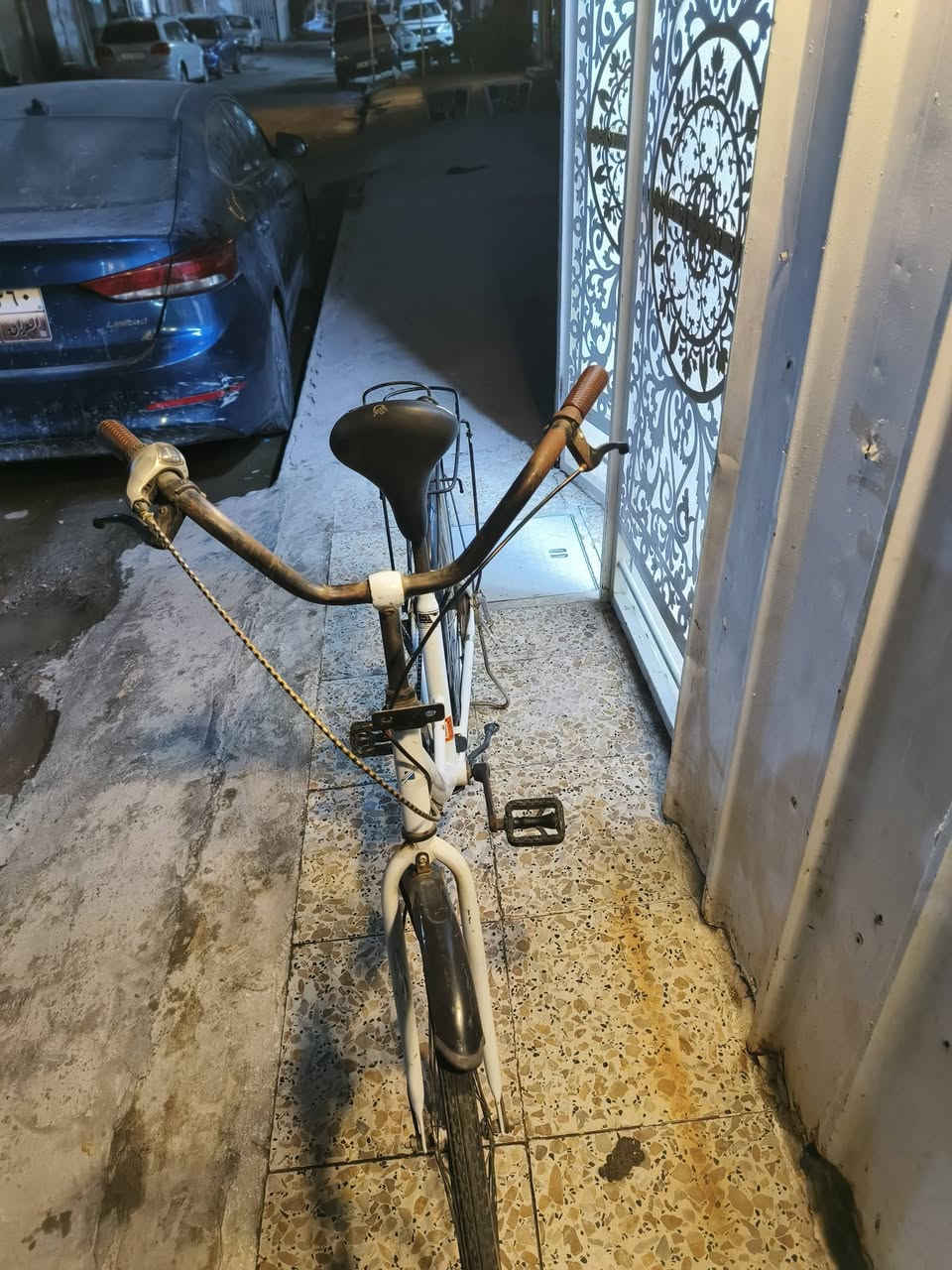 بايسكل بناتي حجم 26 عكرب أبيض نضيف بايسكل رنمه أخذته قبل, 5أشهر وجان متروك وذه رقمي***********

