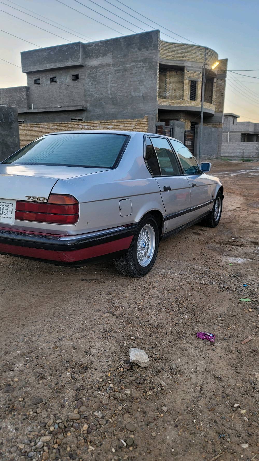 بي ام 1994 730IV8السعر40$وبيهة مجال 
السلام عليكم اخواني بي ام موديل 1994 
730
لون سلفر مكينه 8سلندر حجم 30 اقتصاديه بل صرف 
جام كهرباء فتحه سقف لايتات زنون عالي ناصي نهار تبريد شغال وبارد جدا كهربائيات كلهه شغاله ومابيهه جطلات ابد كله بلادي مروحه عاصفه بل اضافه الى المروحه البلاديه من يصير الجو حار كلش أو تشغل تبريد تشتغل تلقائيا ايسي هواء جديد ايرفلو جديد بلكات جديد فيول بم جديد كشنات فول كهرباء مسجل بلوتوث شاشه اندرويد اوتو سماعات كلش عاليه وبلاديات ملاحظه السياره بيهه ضربه بل جاملغ الخلفي الوره السايق ومعدلينهه و السياره وين ماريد اي محافضه اشغل واطلع بيهه الحمد لله شلعه ومعدل 260 العنوان بغداد
***********