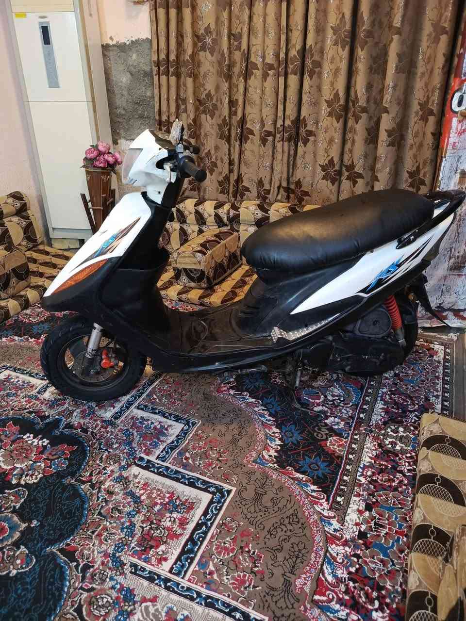ماكس عدله جاهزه وكامله مابيه نقص كله شغال وكله مختم وكله بلاد سعر 600 وبيه مجال دراجه هاون كلش حلوه ونضيفه خير من الله مكاني ناصريه مركز حي تضحيه رقم الهاتف *********** بيه واتساب الشراي يتصل

