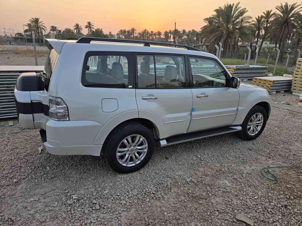 اللهم صل على محمد وال محمد
باجيرو 2020 حبتور العلامه الذهبيه فول ١/١ معروفه مواصفات الحبتور السياره بعدهه بوضع الشركه  ماشي ,60,000 الف حقيقي شرط الفحص مكفوله من الصبغ والبارد والشخوط والتكحيل ومن كلشي حته البلاستك مكفول من الشخوط السياره عل ايد وحده من الزيرو عدتهه وكتلوكاتهه وارضياته والسويج الثاني مامستخدمهن حتى السبير منازل شركه  كشنات جلد اصل دبل كشن كهرباء رادار امامي  حساسات خلفيه وكامره ويل ١٨ علامه الذهبيه محرك 6 سلندر 3800  فورويل دفع رباعي 4x4 دمام حبتور شاشه اصليه داخل صاج دركه صاج نضام ديفلوك بلادي هيه ال ٢٠ الحبتور معروفه مواصفاتهه ١/١ والسياره عل ايد وحده وجديده وبالعافيه عل ياخذهه وتصير من قسمته سياره مالجناي وقليل باقي هيج نظافه حاليا السعر المطلوب (255)وبيها مجال انشاء الله 
رقم سليمانيه سنويه بسمي وهزه وبراد قبل شهر 
مكان السياره بابل حله ناحيه النيل 
الاستفسار ***********
