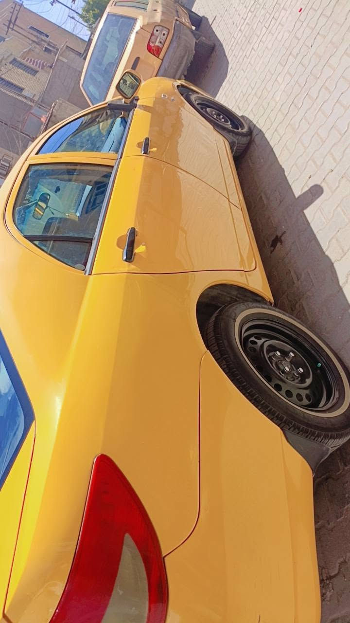 سلام عليكم بيوايدي 2019 رقم انكليزي باسمي تحويل ثاني يوم السياره متجايه بدون فتح اي برغي بدون دواخل ومصلحه وراجعه جديده كشنات جلد عنواني بغداد الجديده للاستفسار *********** السعر 52 وبيهة مجال
