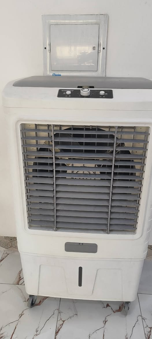 للبيع كنفيرا نظام سبلت مستخدمة شي قليل شرط شرط الا ثلج🥶 عل واحد
مكاني حي البكر شراي بيك خير وتدلل ***********
