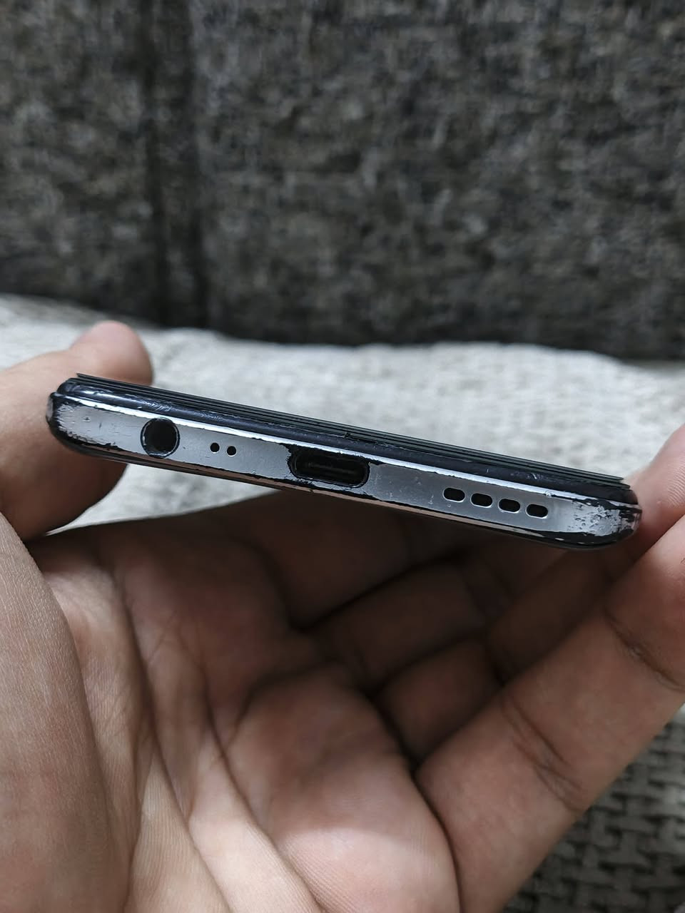 ريلمي 8 4g
الذاكرة  128
الرام 8+8 =16
المعالج Heilo G95
ببجي 60 فريم 
الجهاز مبدل شاشه و كامره السيلفي متشتغل 
الشاصي بس طخات بسيطه 
السعر 75 و بي مجال
للتواصل *********** واتساب 
العنوان كركوك روناكي
