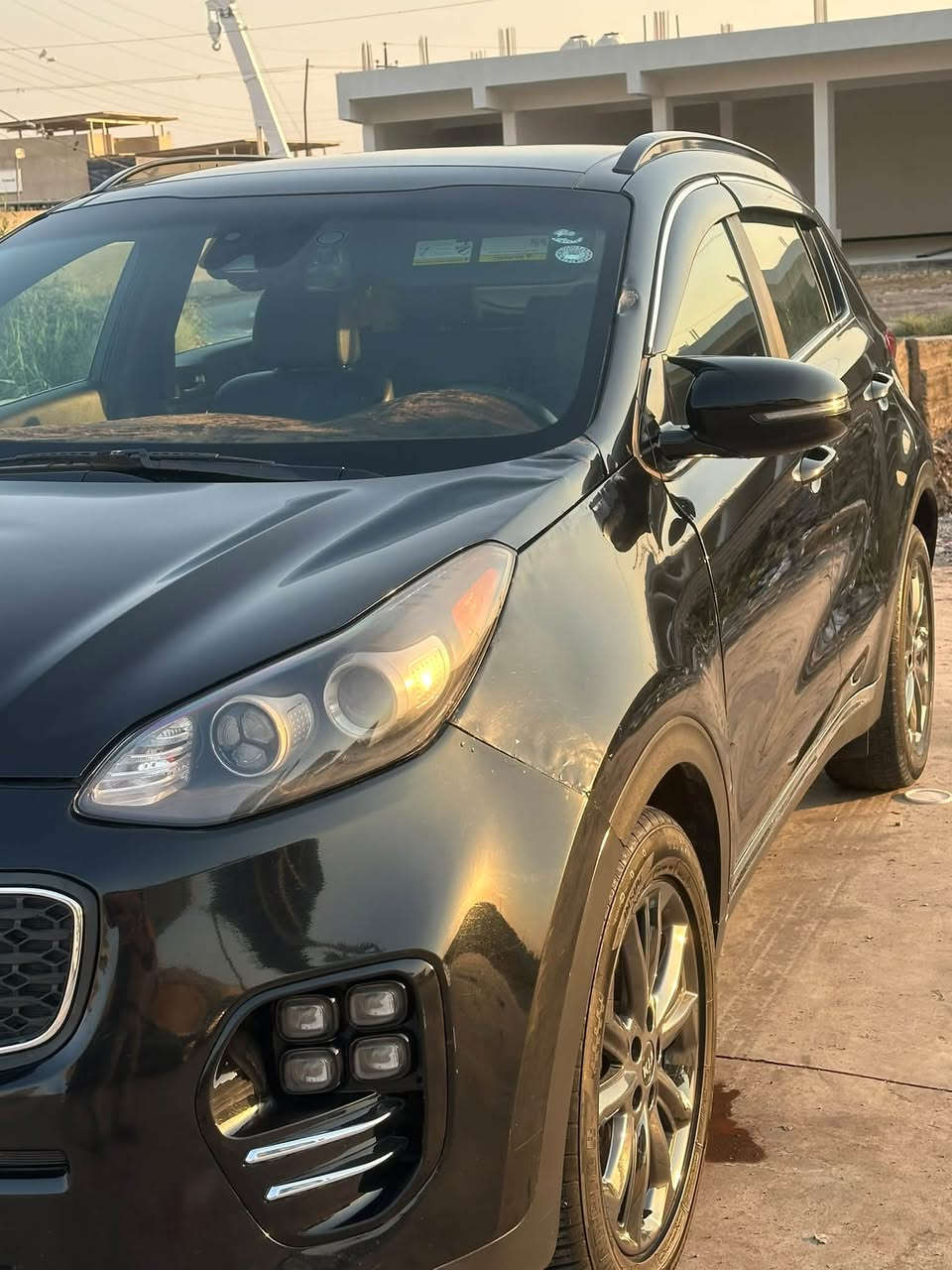 كيا سبورتج 22 امريكي فووووول 1/1
ماشيه 58 مايل 
فور ويل 4/4
محرك 2400
داخله تخريب جاملغ وراجع نفسه بارد 
مابيهه قطعه صبغ فقط بارد 
اعلى فئه بلسبورتج 
السعر 164
بغداد بسماية ***********
