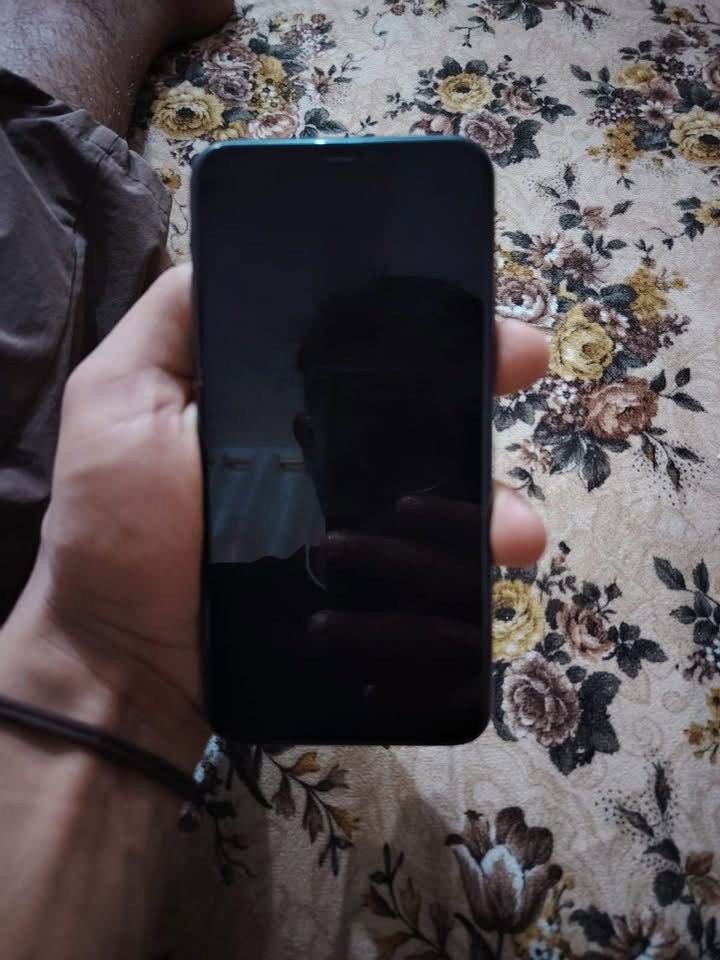 سلام عليكم
ايفون 📱 11برو ماكس 

بطارية 86

ذاكرة 256

جهاز وتر مكفول كفالة عامة شخط مابي 

💵400وبي مجال 

تفاصل اكثر اتصل وتدلل 

‭***********‬
