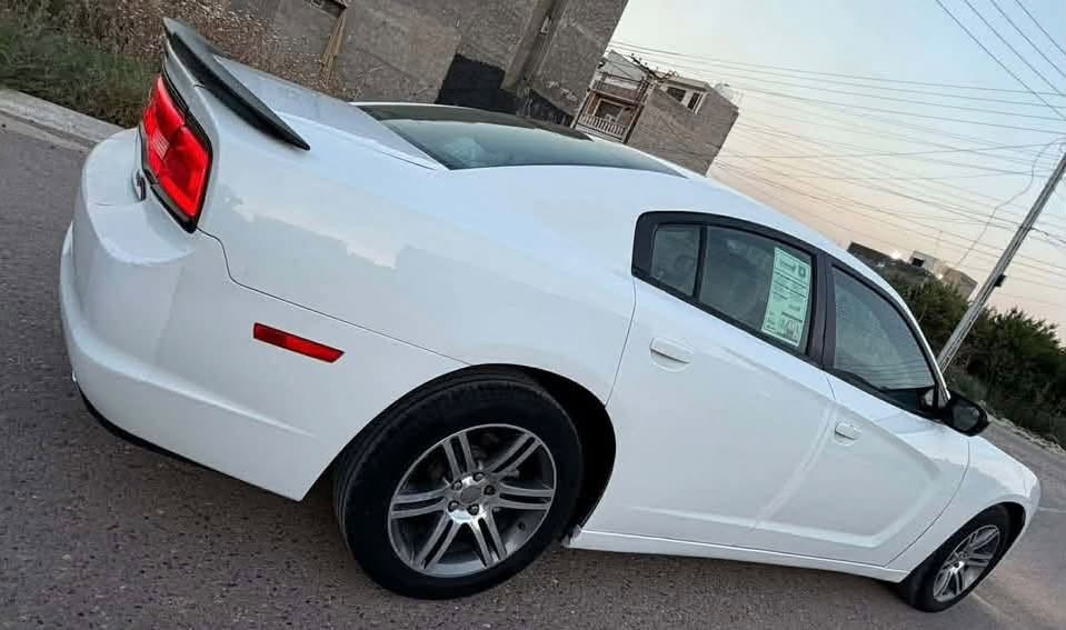 جارجر 14مكصوص جنطه خليجي عداد سرعه 260 محرك 3600كير طياره متومه شرط الحاسبه انكليزي محرك وكير كارتون ماشيه 110الف صدر طبه جديد تبريد ثلج تخم تاير ترايك 200السياره جاهزه السعر 67وبيها مجال ***********
