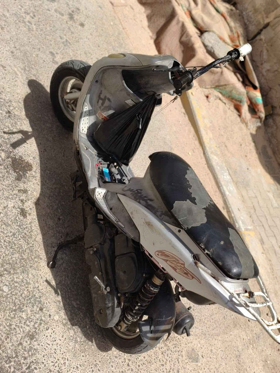 ماكس منغولي البيع
دراجه حلوه ما ناقصه شي مكاني الكرنه شرش سعره 375وبيه مجال قليل ***********الهاتف
