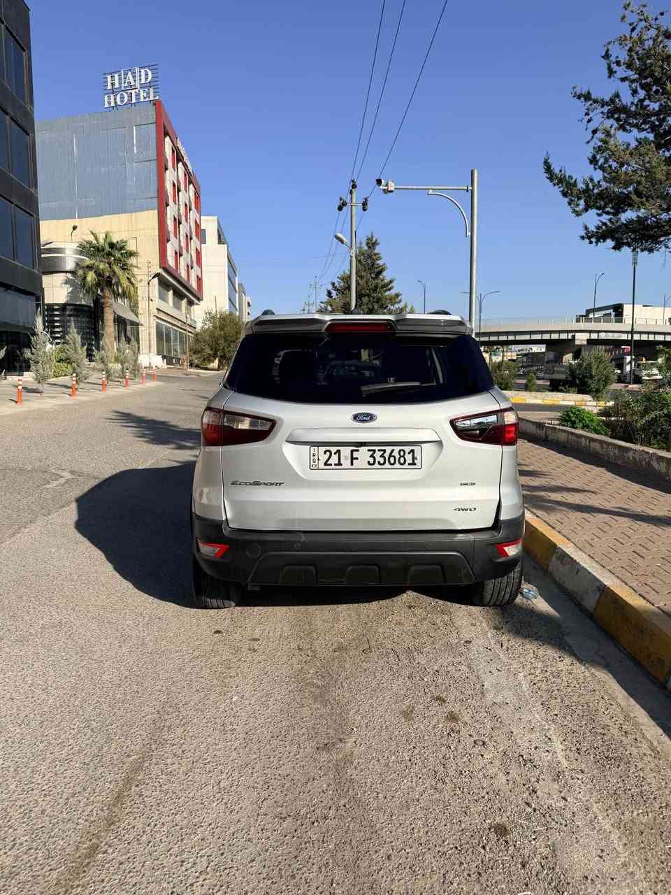 Full mwasafat 
Dabll aksl  otomatek 
3 mod lexwren 
Ger sport   Ger otomatek  ger 3ade 
Makena 20  be torbo 
4 bstona 
75Km  roshtwa 
Lam mwasafata full tre nya 
Saqf slaed 
Shwen / slemany 
Raqam talafwn /*********** السليمانية, العراق
