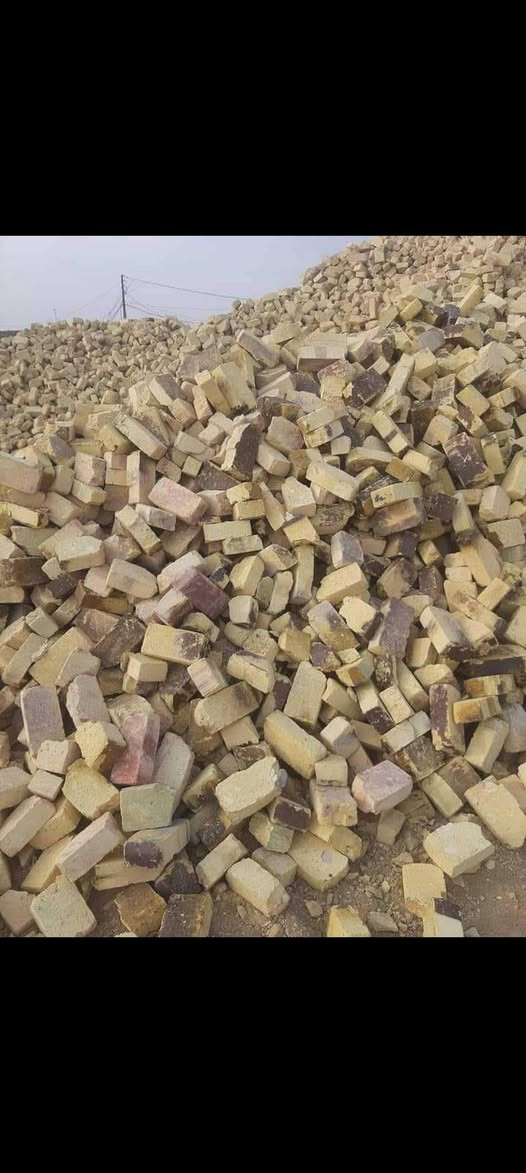 كسر للبيع بسعار مناسبه اغلبيته طابوك سالم وتليثي حمل فول توصيل العماره اقضيه ونواحي ***********
