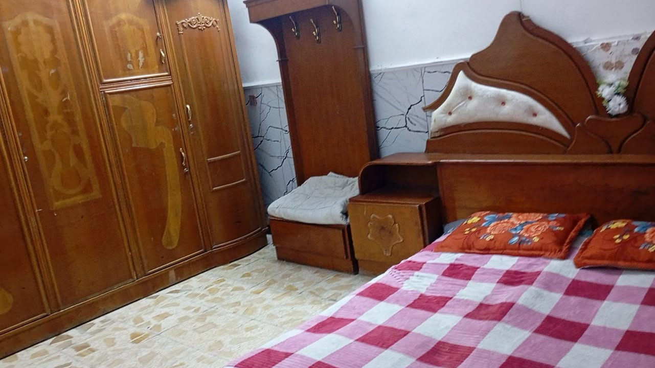 غرفه نوم صاج عراقي نضيفه سعر 300بغداد البلديات ***********
