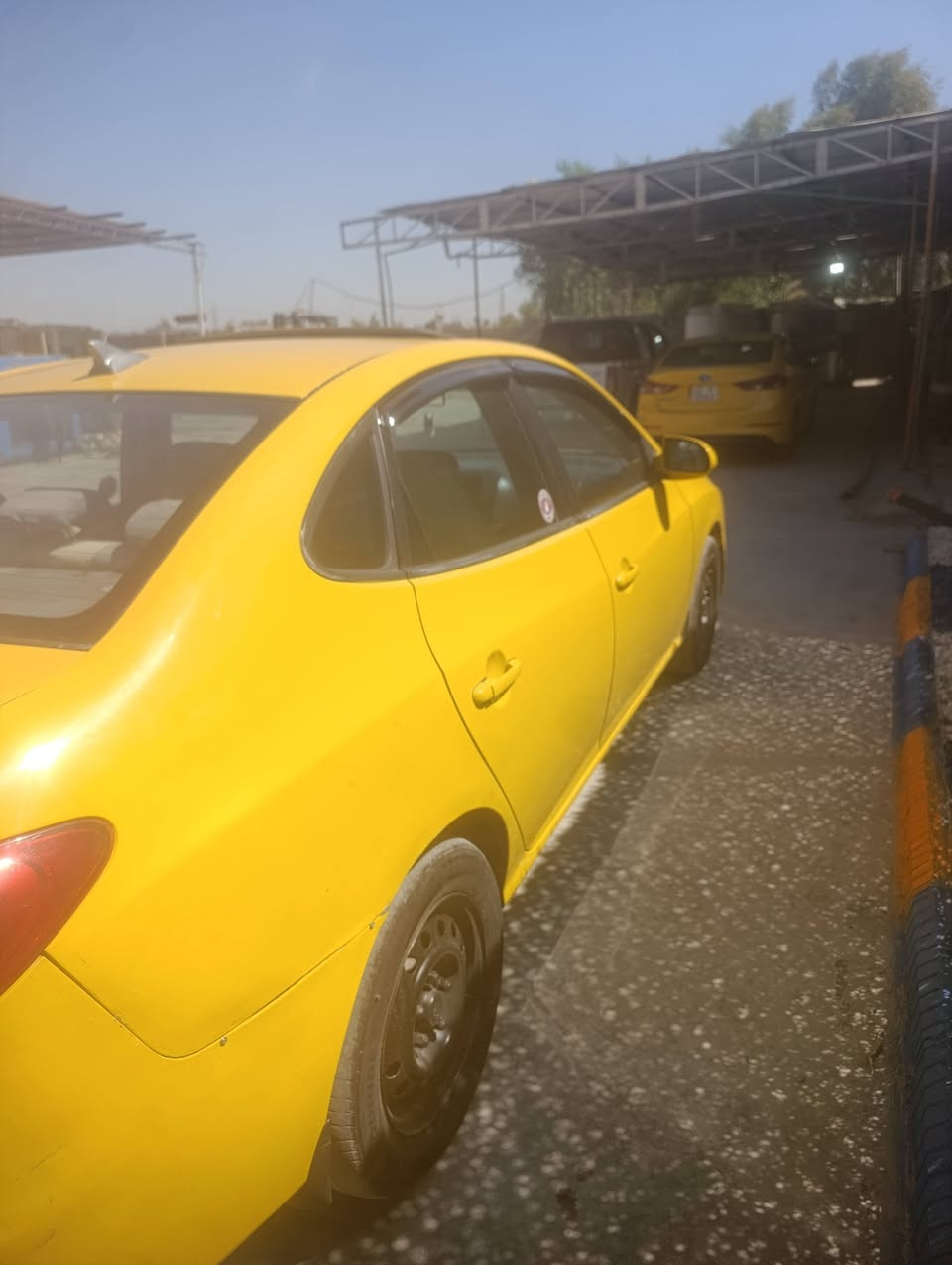 السلام عليكم النترا امريكي 2009 فول مواصفات ماكينه 2000 دوش تبديل شاملغ لقد شواصي مكفولات للاستفسار على هذا الرقم***********
