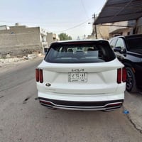 كيا سورنتو 2023 اللون: أبيض  رقم بغداد المحرك: 6 سلندر 3500cc 7 راكب ح...