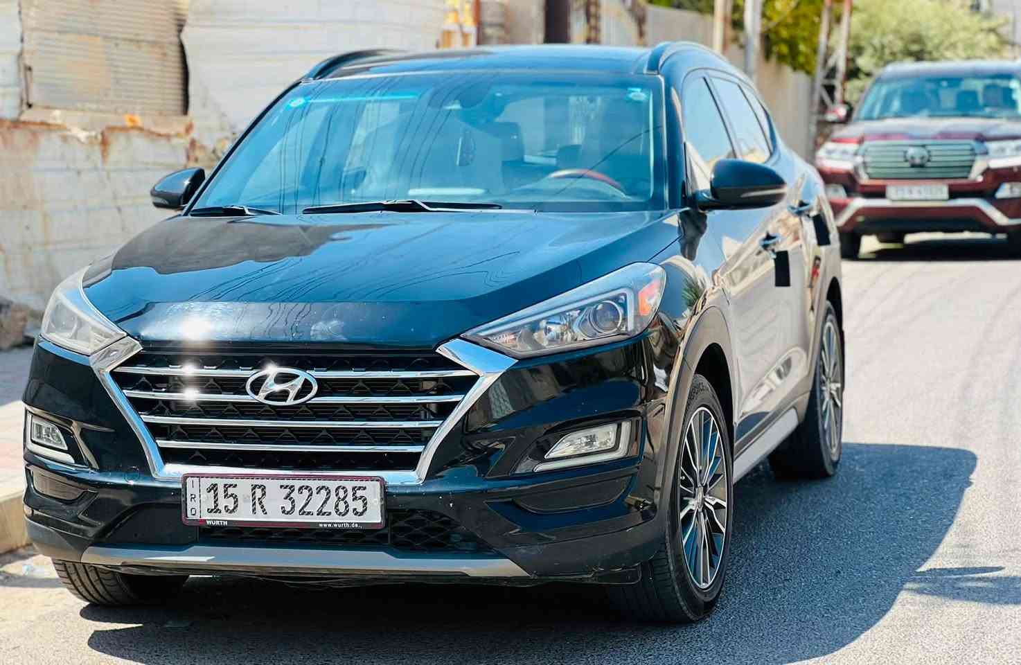 سلام عليكم
توسان  2020 وارد امريكي 
فول مواصفات  فول 1/1 vip
٣ وضعيات قياده 
بصمه 
بانوراما 
دشيول صاج ملكي 
شاشه كار بلي 
تحكم ستيرن جهتين
كشن جلد كهرباء 
لدات
رادار 
قيادة ذاتيه 
رادار بلمري 
4ويل/4X4
شاحن واير ليس
تدفئه تبريد قطعتين 
مكينه 2400 L
گير ومكينه مكفول 
السياره ماشيه 118 KM
رقم/أنبار
سنوية جديدة 
ضررها(بنيد فقط ) 
وبيها بارد( شبر بلجنطه)
السعر/158
 مكان السياره /الانبار /رمادي شارع /عمر
باسمي /تحويل ثاني يوم

للاتصال/***********
