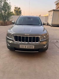 جيب 2012 اللون زيتوني فاتح صبغ اربع قطع بدون دواخل بدون شاصي بدون لغد ...