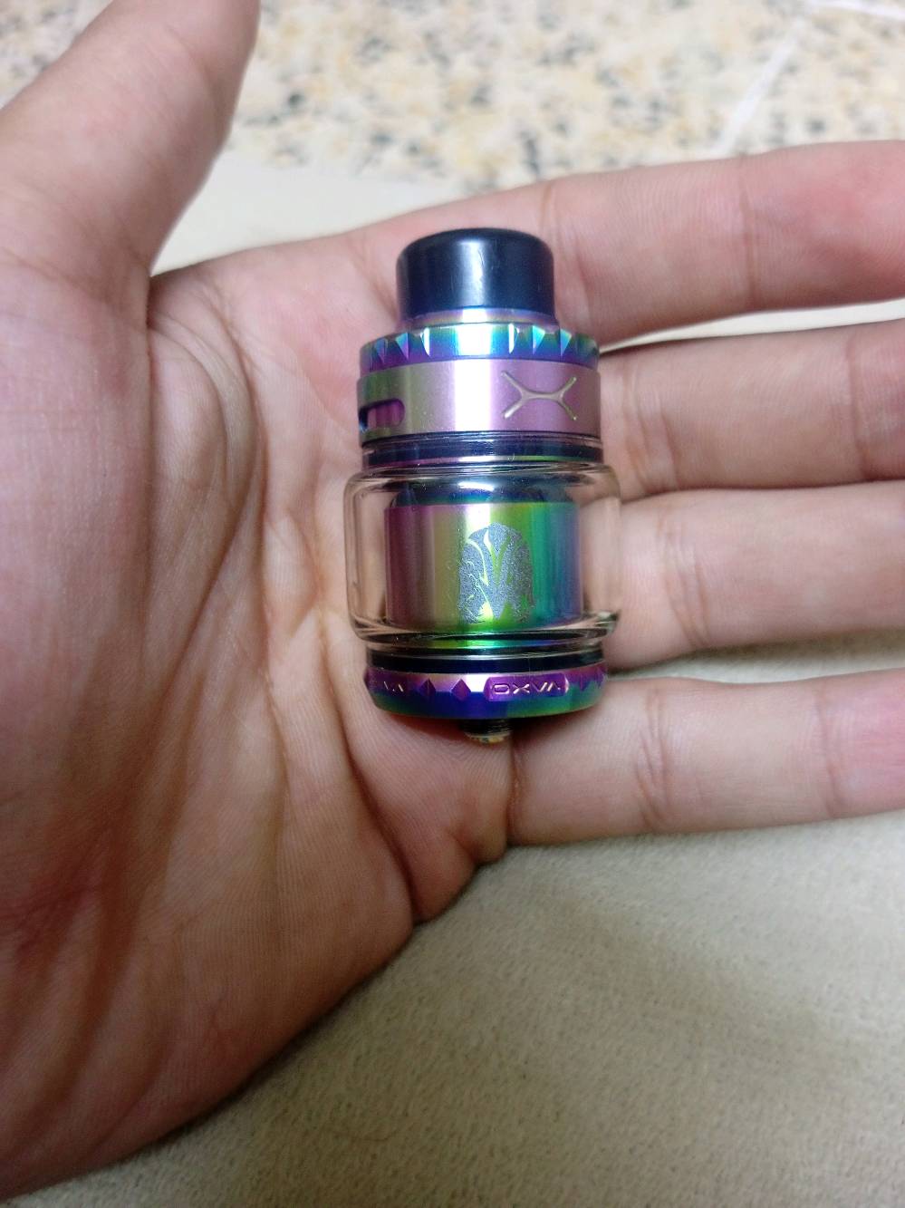 السلام عليكم 
متوفر تانك اربتر خزان شبه جديد مابي اي عيوب 
ومتوفر جهاز كور من شركة VANDY VAPE مابي بي اي عيب جهاز شغال 100٪ يدعم ال200W حقيقي وبيه هواي خواص ويدعم بطاريات حجم 21 
ومتوفر بطاريات 21 جديدات من سامسونك
سعر التانك 40 الف
سعر الجهاز المود 50 الف
وسعر البطاريات 15 الف 
واذا كلهن اتساهل بلسعر وموضح كمية الدخان الي طالع بنفس ما يطول 3 ثواني الي يريدهن يراسلني على وتساب او يخابر ***********