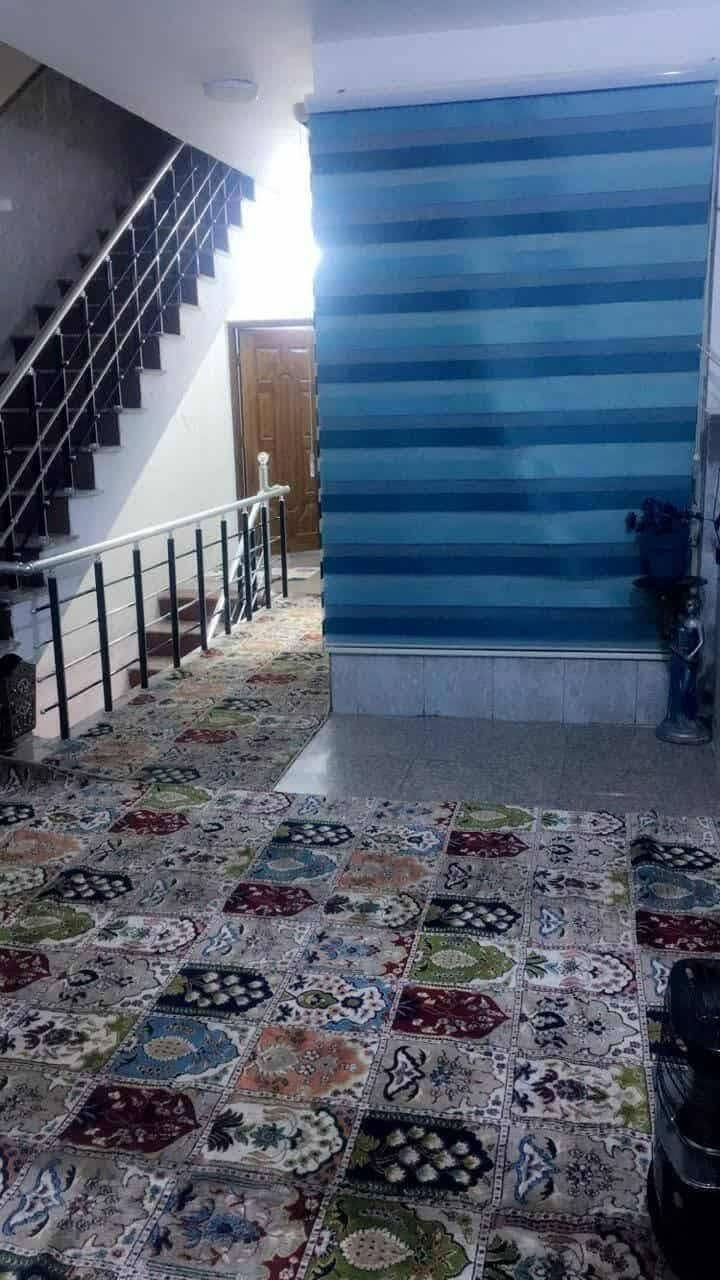 دارللبيع ١٣٥ متر واجهة ٤ونص نزال ٣٠ بناء حديث ٣طوابق ٣غرف نوم حمام فوك وجوة مخزن غسيل سطحين العنوان حي اور ال٦٠٠ بظهرنادي النفط للاستفسارالاتصال ***********
