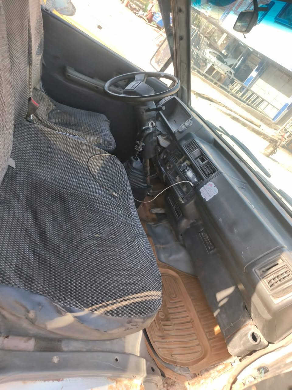 من رخصت مدير الكروب كيه بسته مكني بابل مصفرا هيه وغرامه ***********
