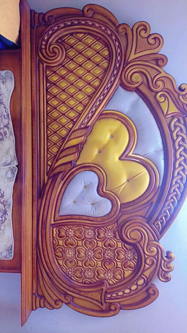 سلام عليكم غرفه صاج. عراقي لبيع   رايده ٦٥٠بيه مجال بسيط. داخل ماله نضيف جدا.  شوي. بيهه ضرر. يراد اله ترتيب بسيط وياه مجرات مالته اتصل ***********
