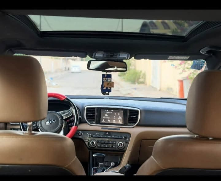 سبورتج خليجي 2019 رقم بغداد بااسمي 
سنويه وهزه جديده 
مكينه 2000 دوش 
سياره جاهزه تحكمات مقود درايف مود ثلاث وضعيات قياده سبورت نورمل ايكو حساس خلفي امامي جانبي 
تخم تاير بطاريه جديده صدر امامي خلفي جديد
كير محرك مامفتوح برغي ع وضع شركه تبريد كفاله 
سياره بدون حادث بدون تبديل بدون أضرار 
بيها نص بنيد صبغ اثر تقشير مو حادث يعني فقط شبرين بالبنيد سعرها 168 مجالها بسيط ***********

نص مكتوب في الصور:
- 41°C