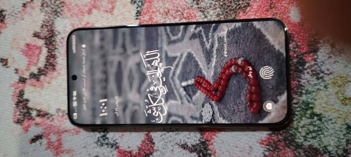 السلام عليكم 
Honor x9d 
للبيع السعر 430وبي مجال قليل 
سبب بيع اشتريت ايفون 13برو ماكس 
حتى ضمان مالو بعد موجود
***********
ملحقاتو كاملة
