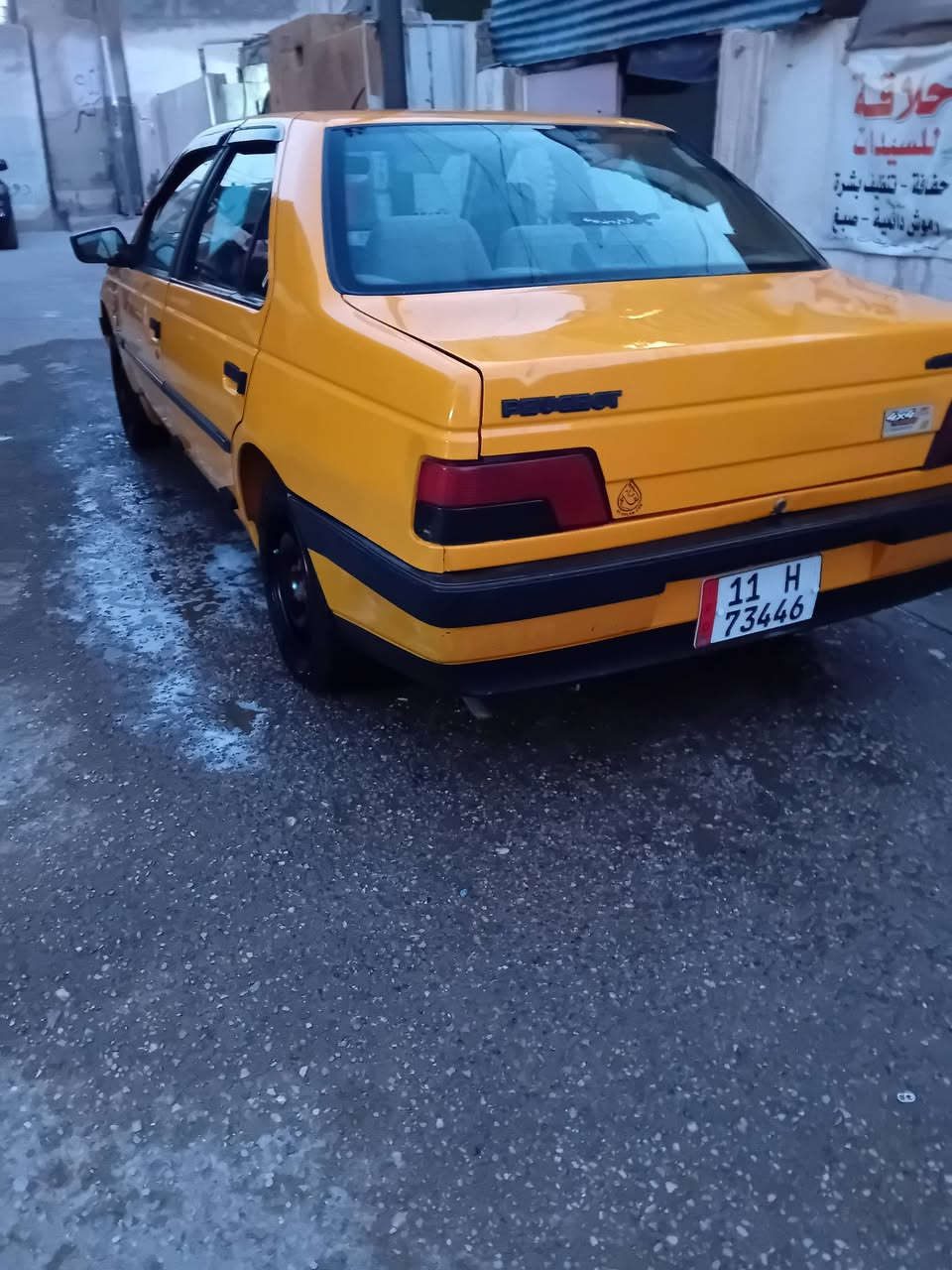بيجو٤٠٥ سياره جديده بيه صبغ بنيدجماليه وشبرجاملغ سياره جاهزه للاخيرتبريدثلج بسمي شرط تحويل السعر٤٨زعفرانيه***********
