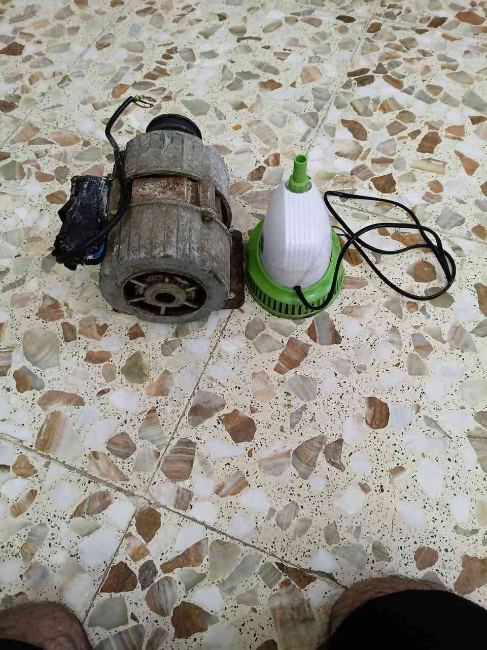 ماطور مبرده وسط واتر بم شغالات الماطور اصلي نحاس الملف 30 الف بغداد الشعله ***********
