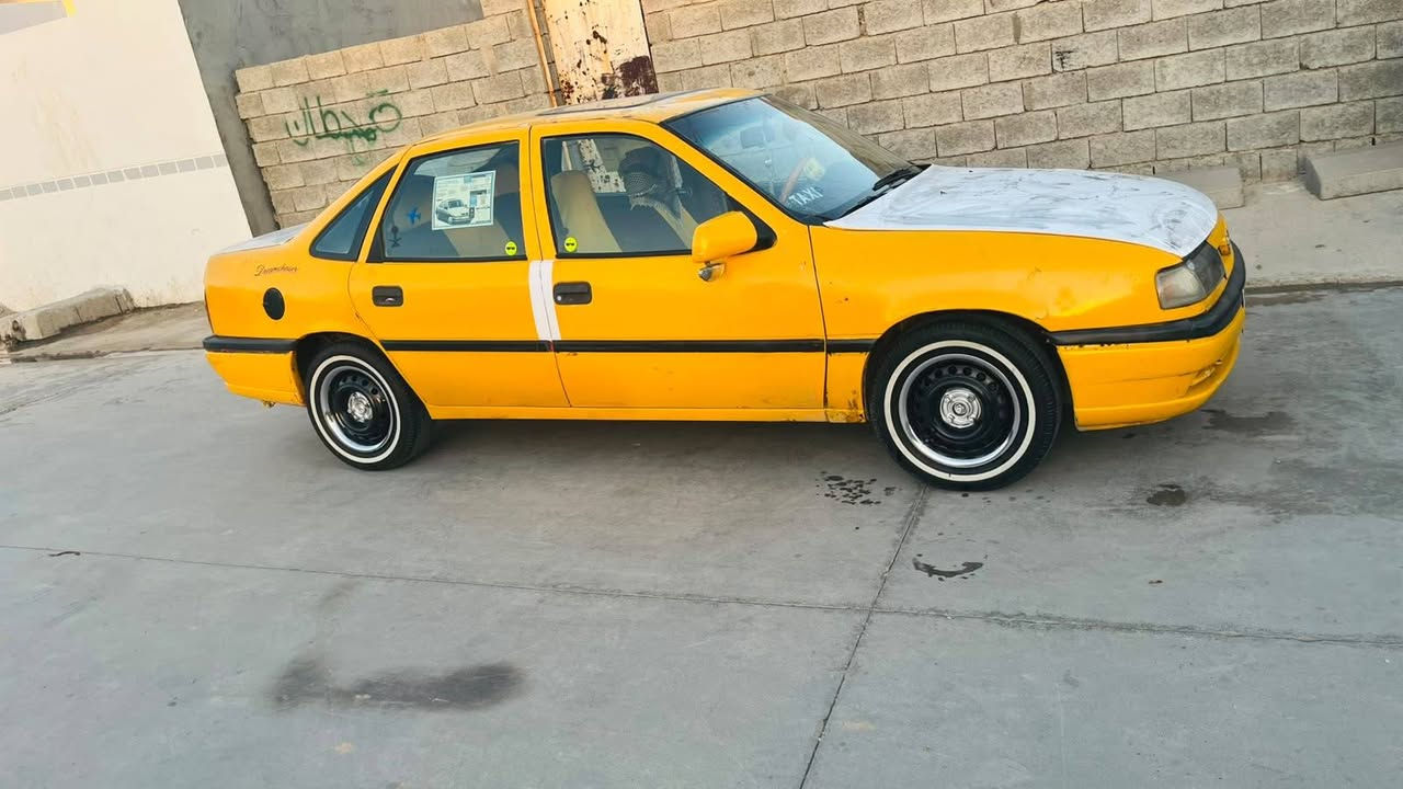 اوبل فكترا للبيع تكسي موديل 93 محرك 18 شرطه الوكاله والتحويل نقابه مصفره دفتر بنزين سياره حلوه السعر 25 وبيها مجال مكاني كركوك حزيران الشراي يتصل على هذا الرقم***********
