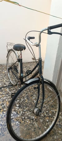 للبيع تواصل 07857772211