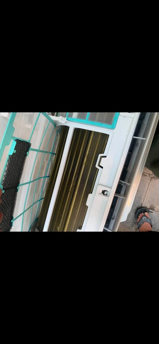 سلام عليكم 
سبلت جبسن طن ونص اخو الجديد نضافته فول مداخل اي تصليح بلادي كامل ملحقاته تبريده ثلج تبريد تدفئه  سعره 400عنواني  بغداد حي اور سبع قصور رقمي ***********
