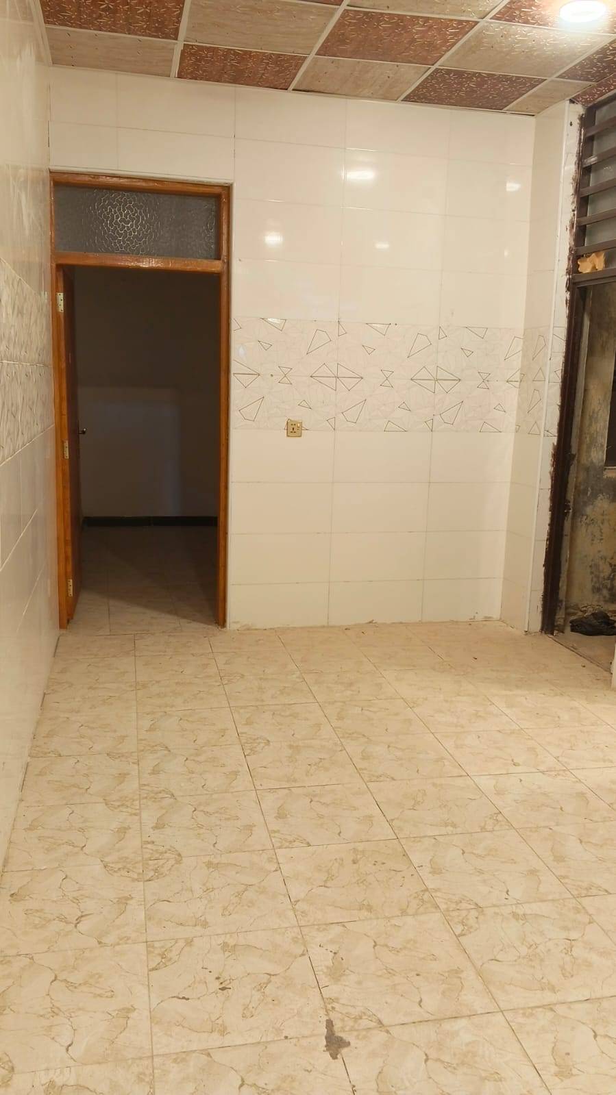 شارع مطار القديم • ٥٠م • نضيف